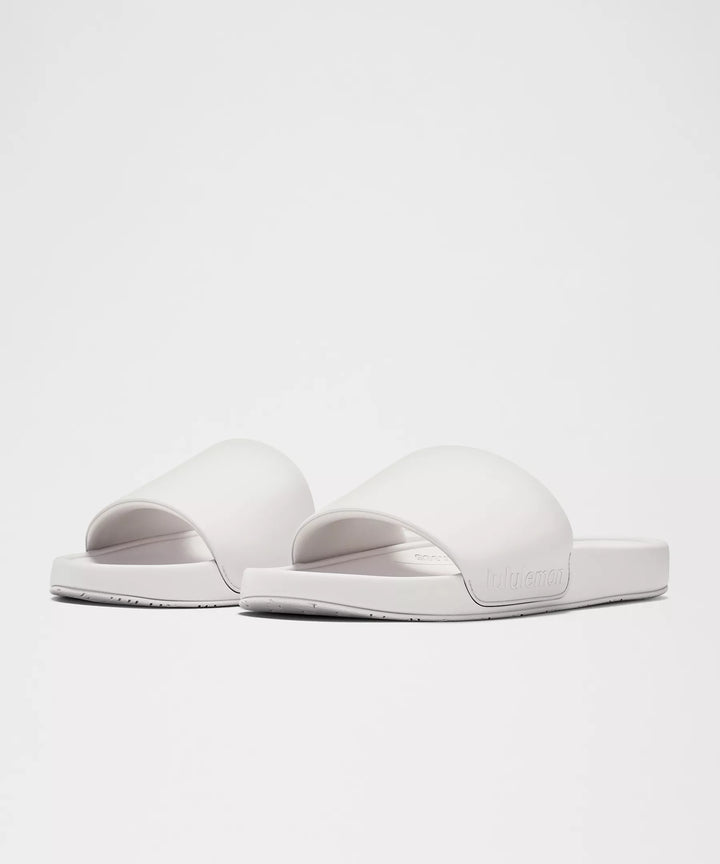 Lululemon - Slippers
