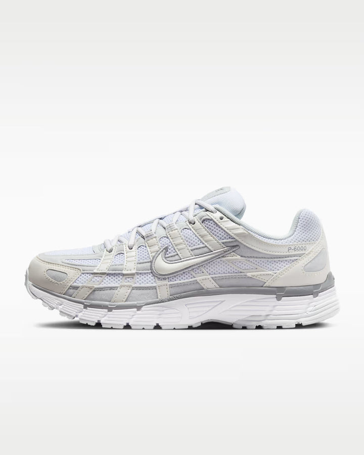NIKE - P-6000