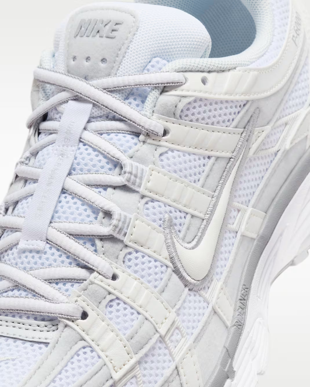 NIKE - P-6000