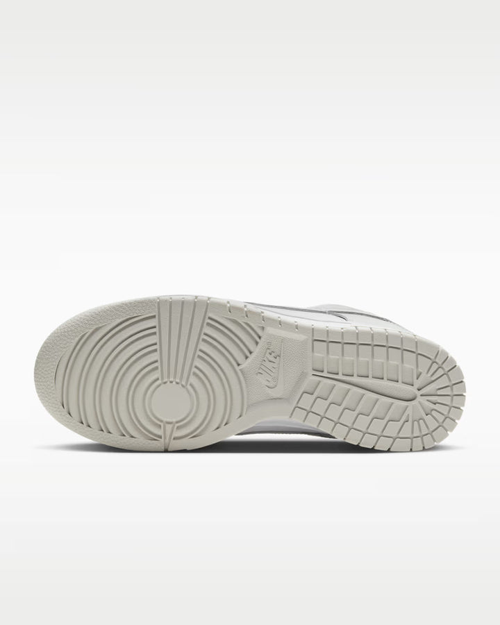 NIKE - Dunk Low