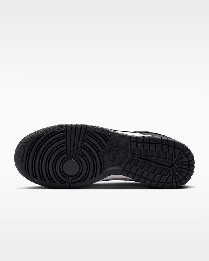 NIKE - Dunk Low