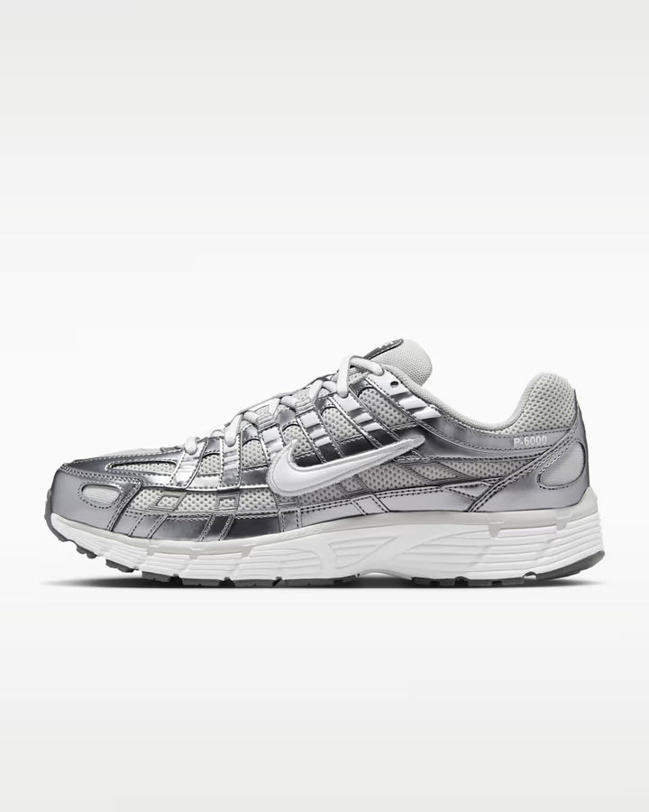 NIKE - P-6000