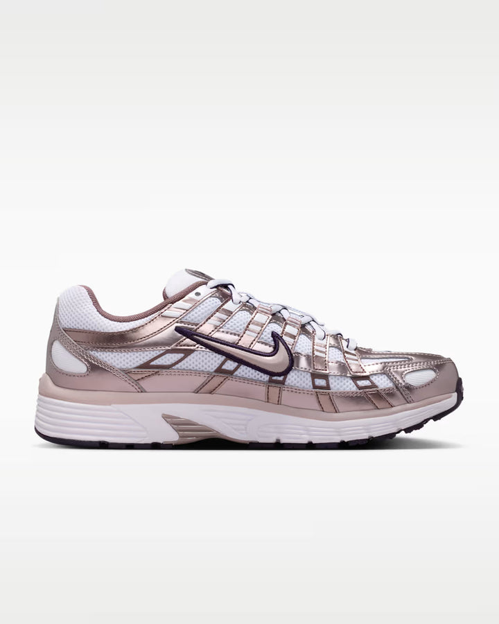 NIKE - P-6000
