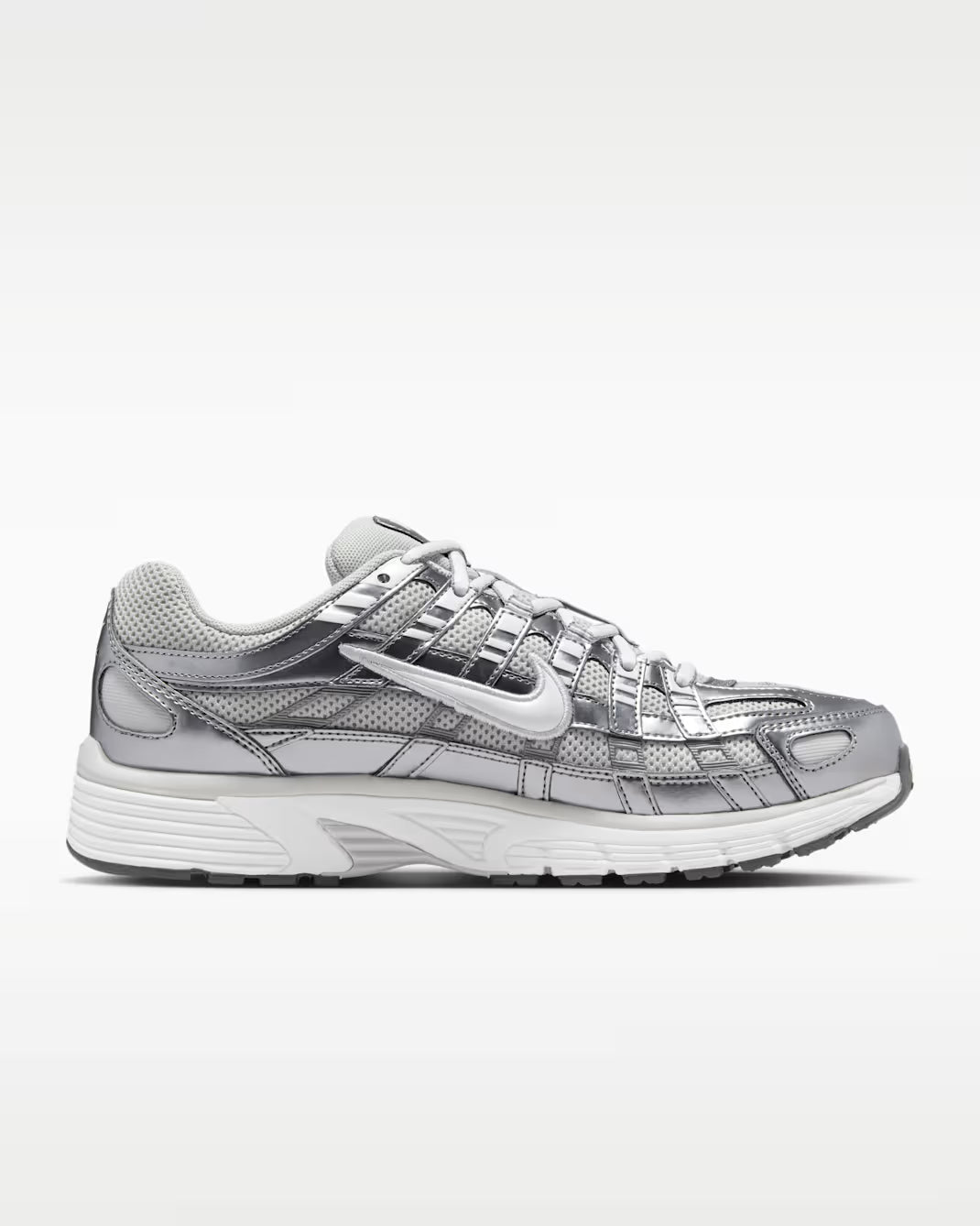NIKE - P-6000