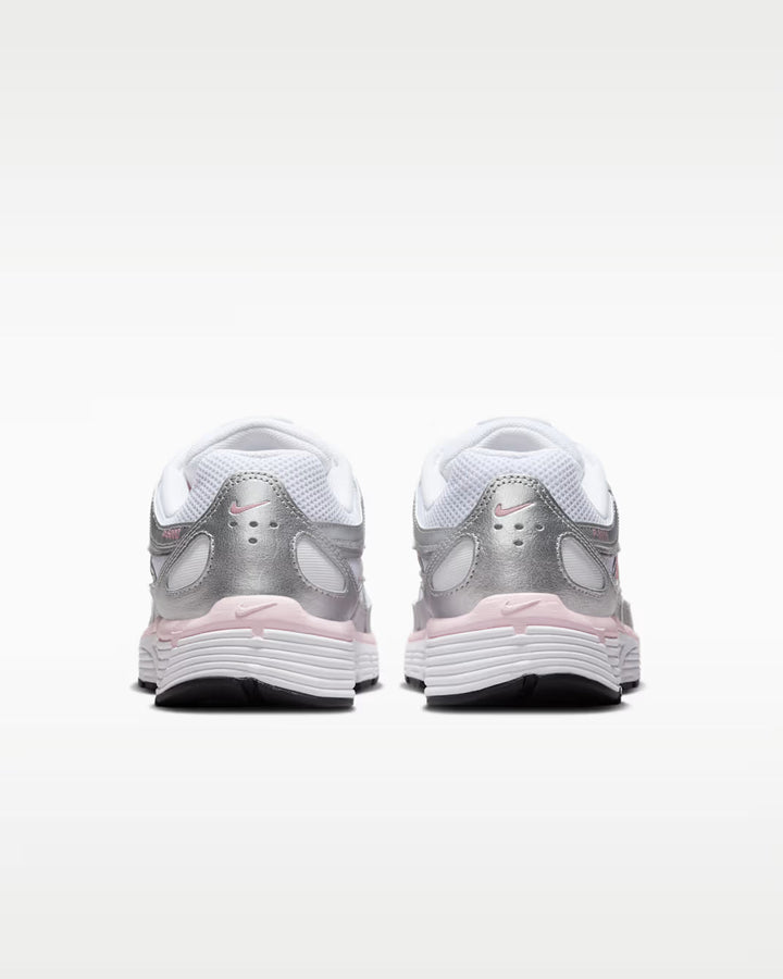 NIKE - P-6000